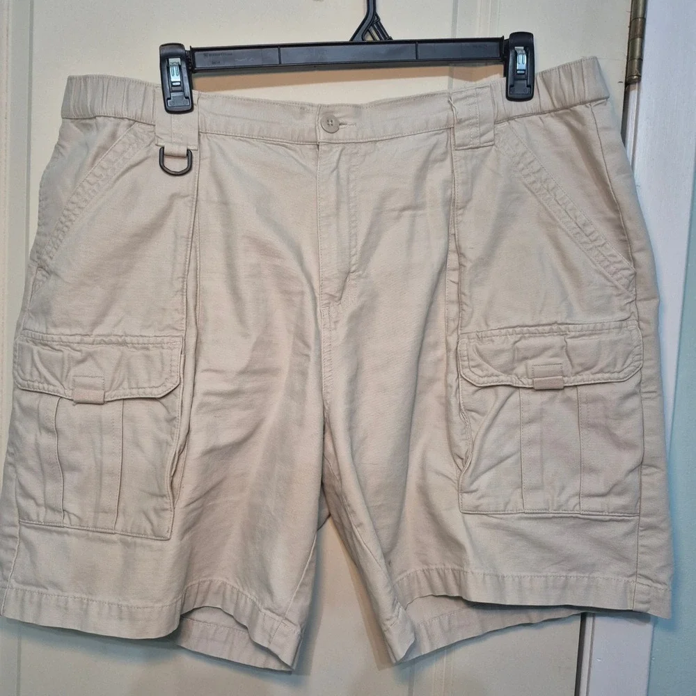 Columbia Mens Tan Khaki Cotton Canvas Cargo Shorts XL Elastic Waist AM4382